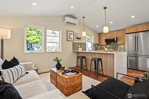 2412 Queen Anne Ave N, Seattle, WA 98119 - Photo 3