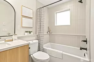 2412 Queen Anne Ave N, Seattle, WA 98119 - Photo 21