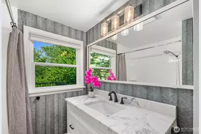3642 37th Avenue W, Seattle, WA 98199 - Photo 15