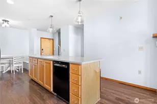 210 W Pioneer, Puyallup, WA 98371 - Photo 9