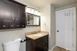 10717 SE 211th St, Kent, WA 98031 - Photo 25