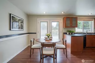 10717 SE 211th St, Kent, WA 98031 - Photo 11