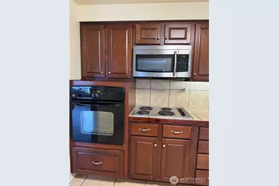 8930 7th Avenue SE, Everett, WA 98208 - Photo 13