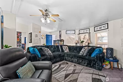 6605 237th Street E #42, Graham, WA 98338 - Photo 7