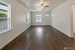 613 N Prospect St, Tacoma, WA 98406 - Photo 9