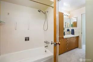 900 NW 134th St, Seattle, WA 98177 - Photo 15