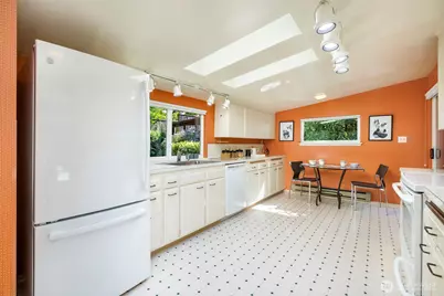 900 NW 134th Street, Seattle, WA 98177 - Photo 9