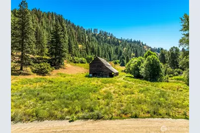 10495 Merry Canyon Road, Leavenworth, WA 98826 - Photo 9