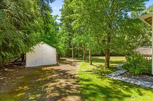23915 NE 80th St, Redmond, WA 98053 - Photo 39