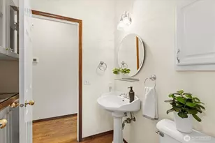 23915 NE 80th St, Redmond, WA 98053 - Photo 15
