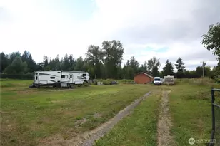 12519 288th St E, Graham, WA 98338 - Photo 13
