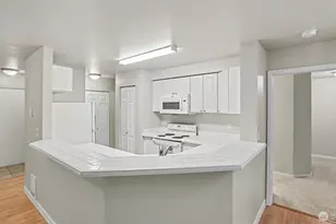 18505 SE Newport Way, Issaquah, WA 98027 - Photo 11