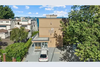 334 Lakeside Avenue S #406, Seattle, WA 98144 - Photo 33
