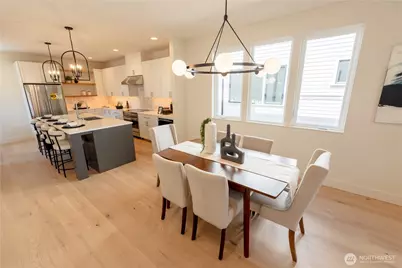 13540 39th Avenue NE #B, Seattle, WA 98125 - Photo 9