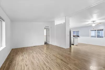 11100 4th Avenue W #4, Everett, WA 98204 - Photo 13