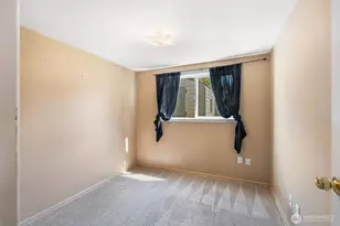 805 1/2 4th Ave SW, Puyallup, WA 98371 - Photo 13