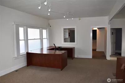 1806 4th Avenue E, Olympia, WA 98506 - Photo 3