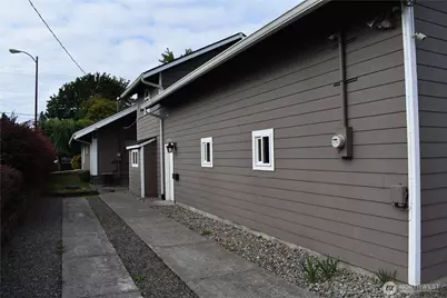 1806 4th Avenue E, Olympia, WA 98506 - Photo 7