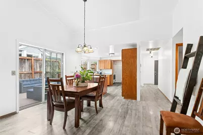 8801 27th Street W #8B, University Place, WA 98466 - Photo 7