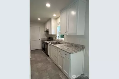 214 W Griffith Street, Aberdeen, WA 98520 - Photo 9