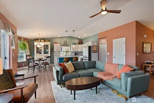 1929 Elhardt St, Camano Island, WA 98282 - Photo 11