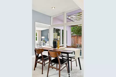 8218 SE 36th Street, Mercer Island, WA 98040 - Photo 17