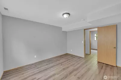 10728 211th Avenue Ct E, Bonney Lake, WA 98391 - Photo 29
