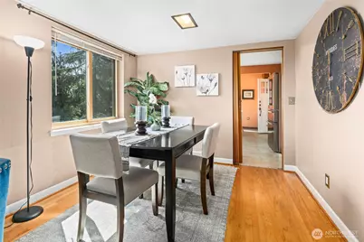 1529 NE 94th Street, Seattle, WA 98115 - Photo 7
