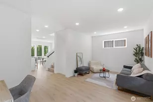 5716 NE 65th St, Seattle, WA 98115 - Photo 15