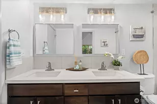 9615 Roosevelt Way NE, Seattle, WA 98115 - Photo 19