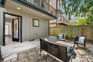 9615 Roosevelt Way NE, Seattle, WA 98115 - Photo 31
