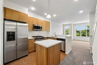 93 Sky Ridge Road NW #505, Issaquah, WA 98027 - Photo 13