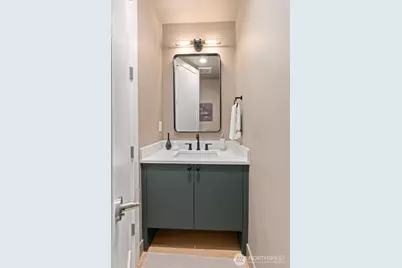 4047 44th Avenue SW, Seattle, WA 98116 - Photo 13