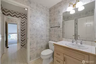 9701 SE 5th St, Bellevue, WA 98004 - Photo 25