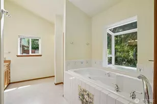 720 Ostrander Rd, Kelso, WA 98626 - Photo 25