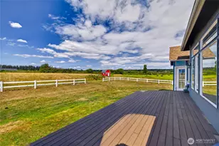 130 W Crescent Harbor Rd, Oak Harbor, WA 98277 - Photo 35