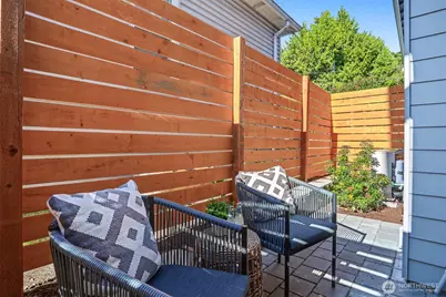 2414 Queen Anne Avenue N #B, Seattle, WA 98119 - Photo 23