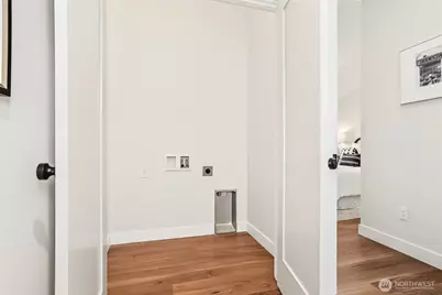 2414 Queen Anne Avenue N #B, Seattle, WA 98119 - Photo 17