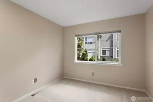 11899 SE 4th Pl, Bellevue, WA 98005 - Photo 13