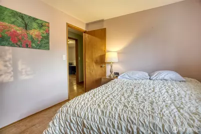 11826 NE Manzanita Lane, Bainbridge Island, WA 98110 - Photo 15
