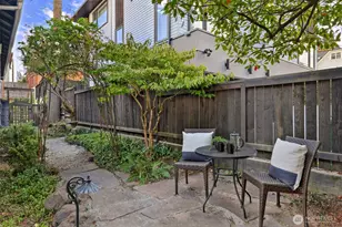1636 N 54th St, Seattle, WA 98103 - Photo 25