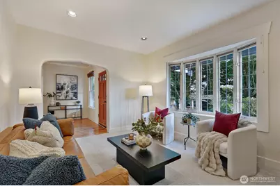1636 N 54th Street, Seattle, WA 98103 - Photo 3
