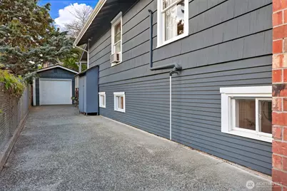 1636 N 54th Street, Seattle, WA 98103 - Photo 27