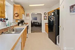 321 Washington St, Cle Elum, WA 98922 - Photo 5