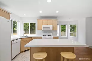 2021 Hoquiam Ave NE, Renton, WA 98059 - Photo 7
