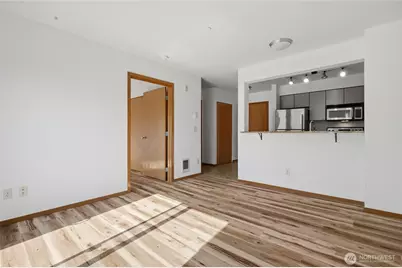 1125 E Olive Street #604, Seattle, WA 98122 - Photo 17