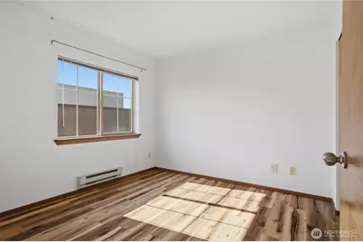 1125 E Olive Street #604, Seattle, WA 98122 - Photo 19