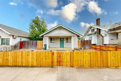 521 S Main Street, Milton-Freewater, OR 97862 - Photo 1