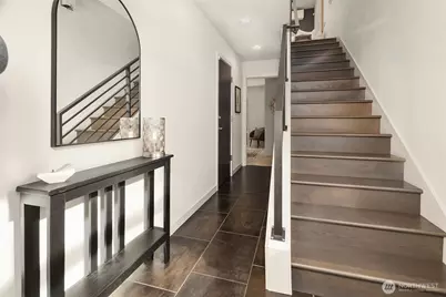 419 N 50th Street #A, Seattle, WA 98103 - Photo 3