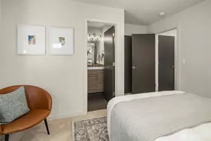 419 N 50th St, Seattle, WA 98103 - Photo 21